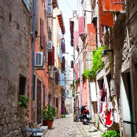 Apartment In 3652-3 Rovinj